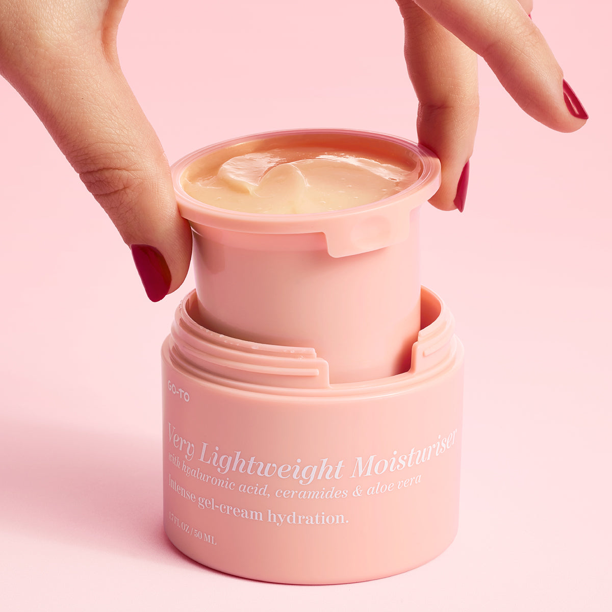Very Lightweight Moisturiser Refill Moisturiser Go-To Skincare