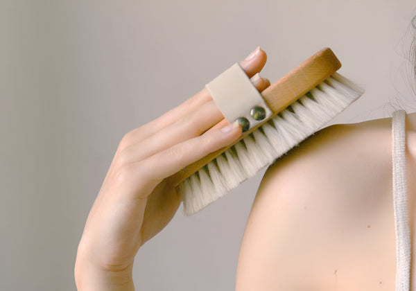 How To Master Dry Body Brushing For Soft Skin