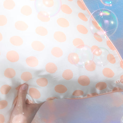 Why I Use A Silk Pillowcase