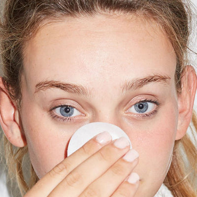 A Three-Step Routine To Clear Congested Teen Skin