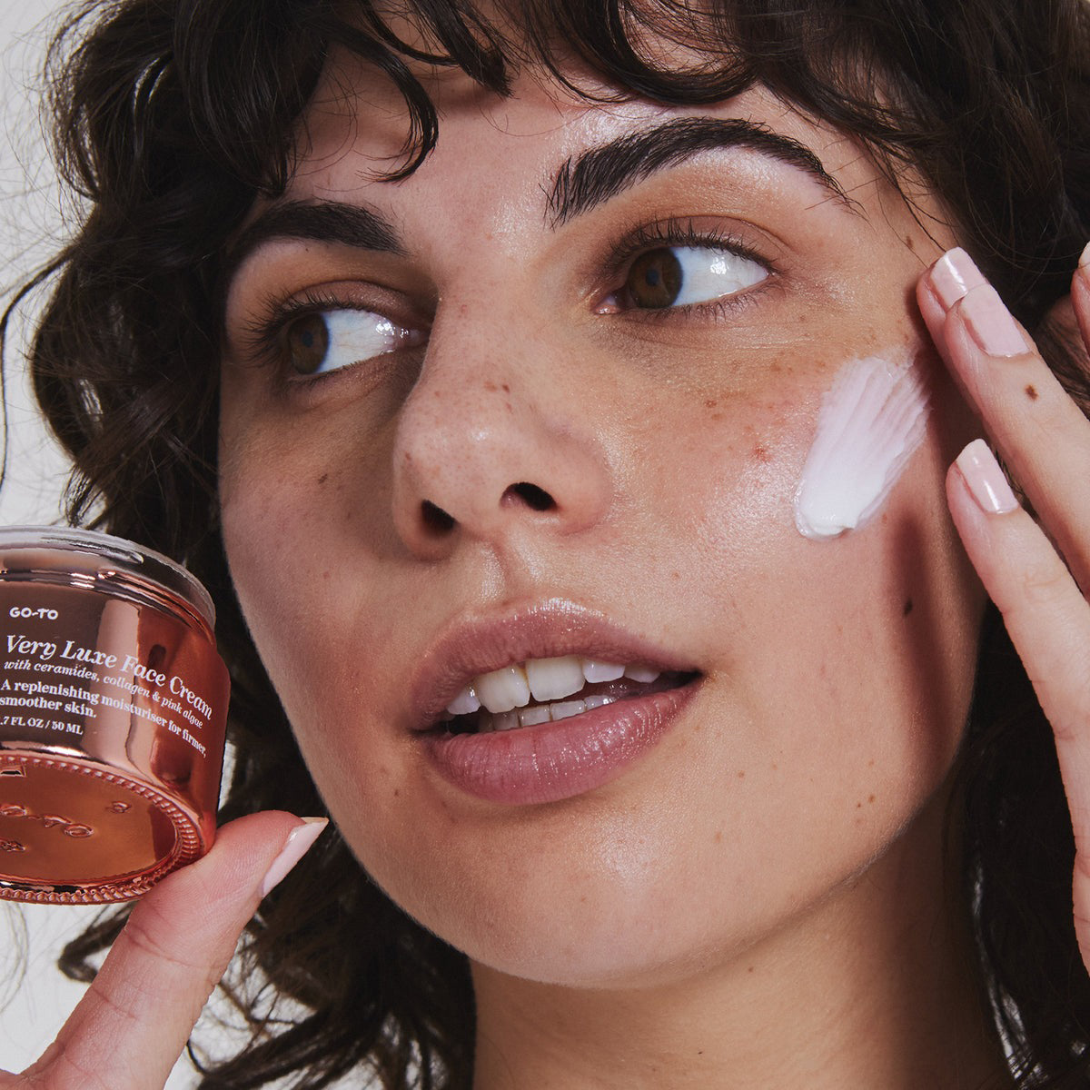 Weekly Essentials Gifts & Sets Go-To Skincare