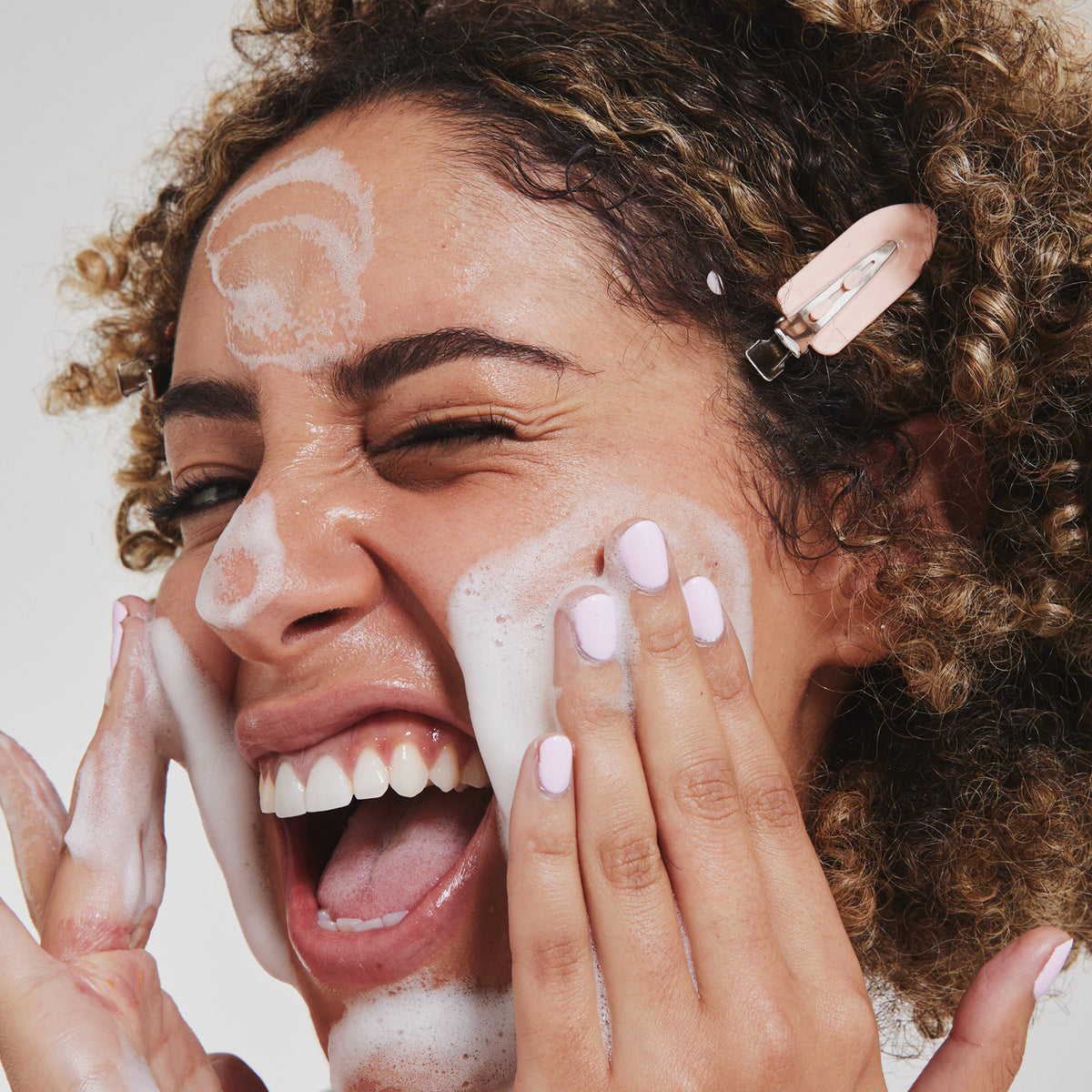 Morning Essentials Gifts & Sets Go-To Skincare