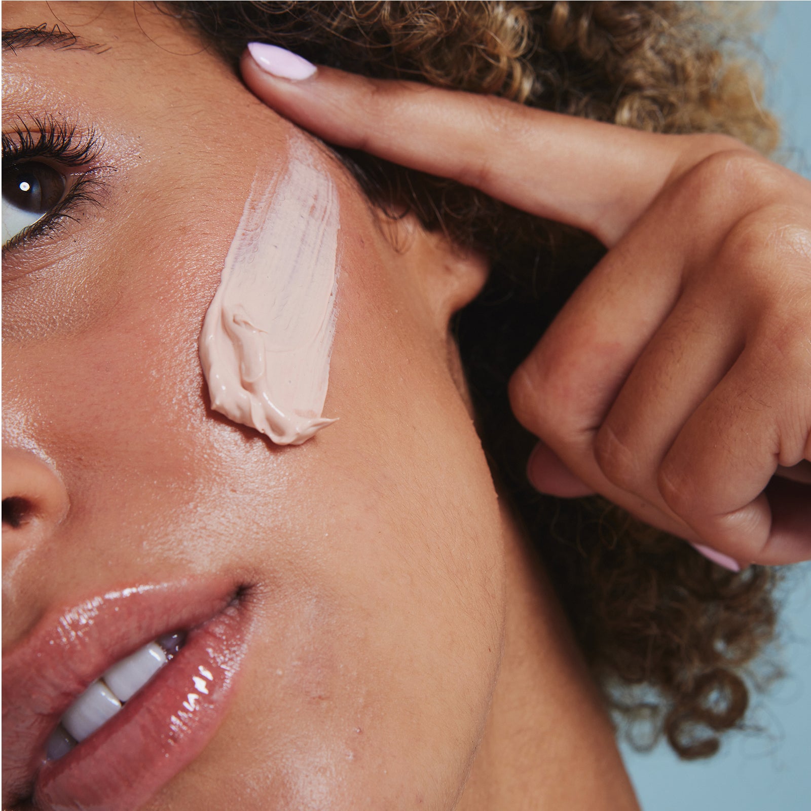 Good Habits Gifts & Sets Go-To Skincare